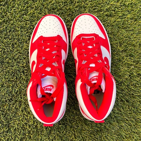 Nike Dunk High - Picture 3 of 5